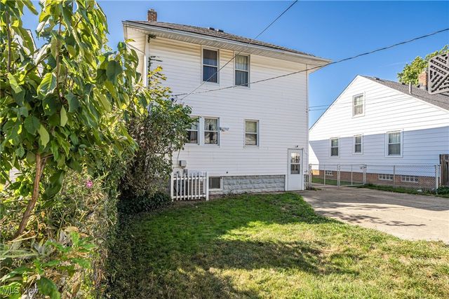 6818 Hampstead Avenue, Parma, OH 44129