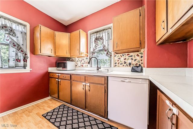 6818 Hampstead Avenue, Parma, OH 44129