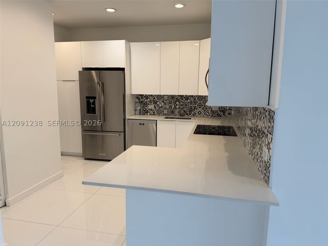 55 Ocean Lane Dr 4024, Key Biscayne, FL 33149