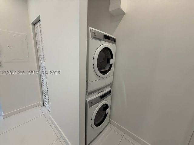 55 Ocean Lane Dr 4024, Key Biscayne, FL 33149