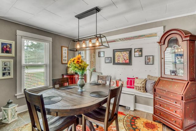 226 Willow Street E, Detroit Lakes, MN 56501