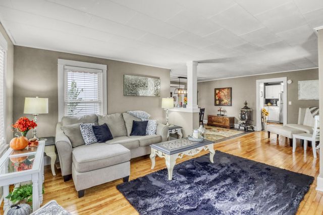 226 Willow Street E, Detroit Lakes, MN 56501