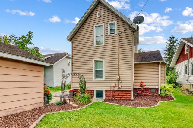 226 Willow Street E, Detroit Lakes, MN 56501