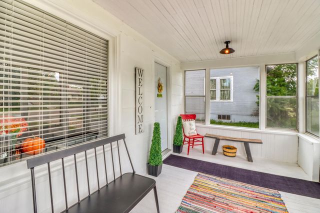 226 Willow Street E, Detroit Lakes, MN 56501