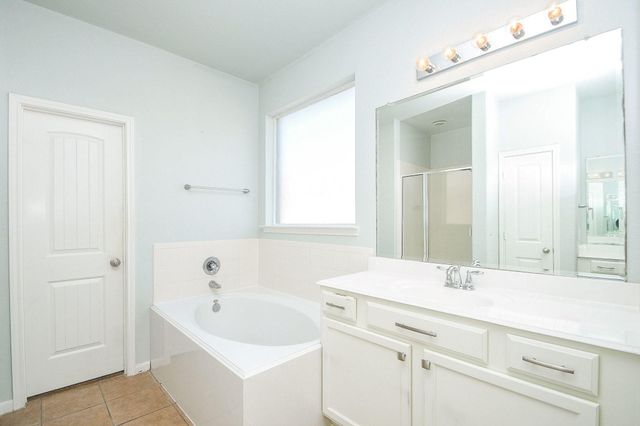 10618 Pine Meadows Boulevard, Baytown, TX 77523