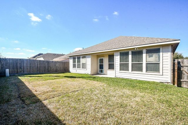 10618 Pine Meadows Boulevard, Baytown, TX 77523