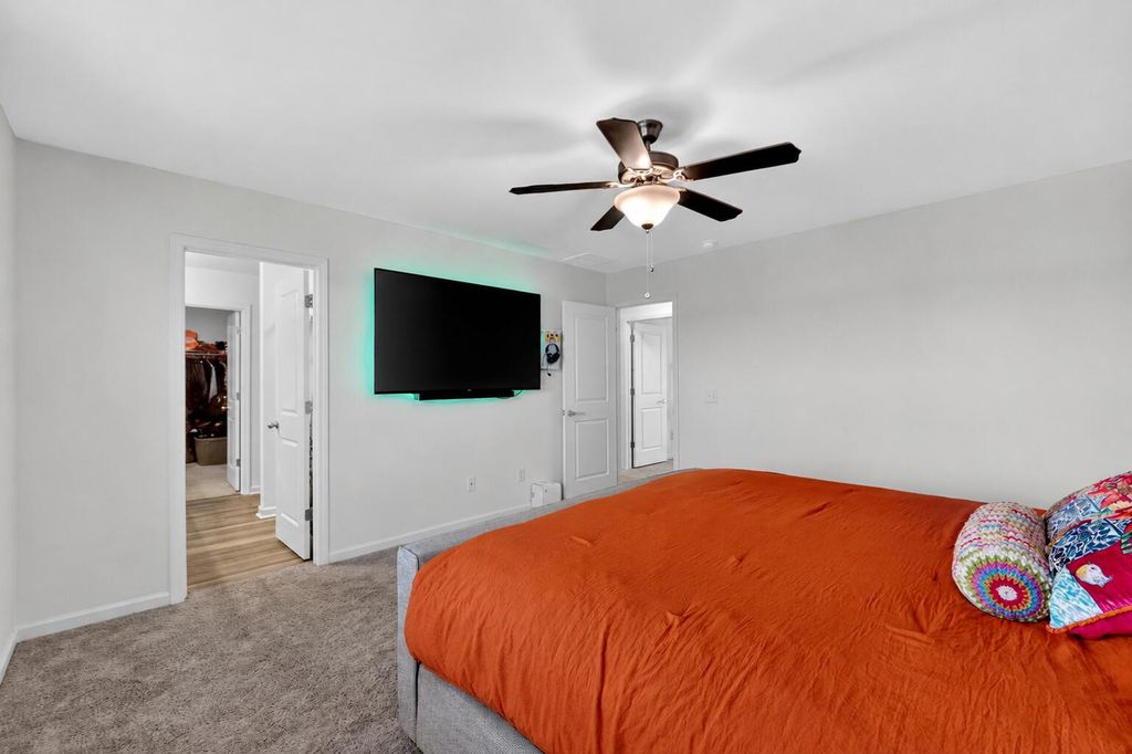 Image 14 of property listing at 575 Polaris Way, Summerville, SC 29486