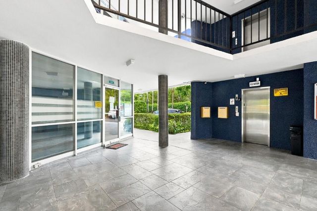 877 NE 195TH Street 222, Miami, FL 33179