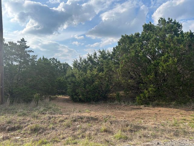 1049 Grassland, Bulverde, TX 78163