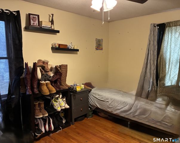 53 Laurelwood Drive, East Lyme, CT 06357