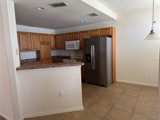 3939 SERENADE LANE 513, Lakeland, FL 33811