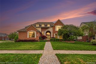 21257 Gentry Drive, Macomb Township, MI 48044