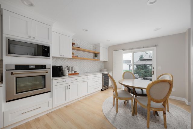 3863 Powder Ridge Road, Grove City, OH 43123