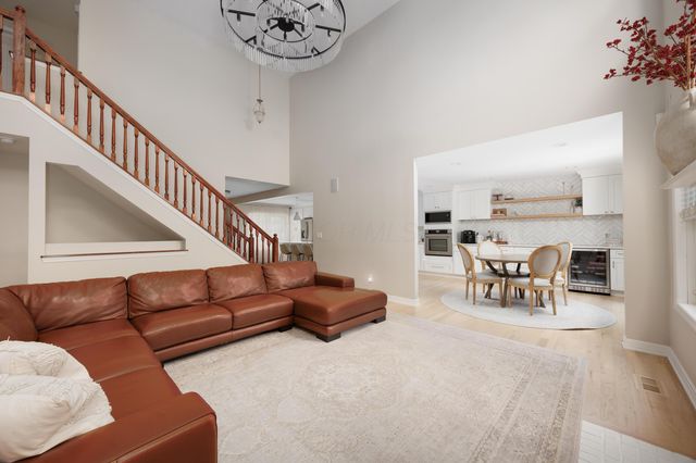 3863 Powder Ridge Road, Grove City, OH 43123