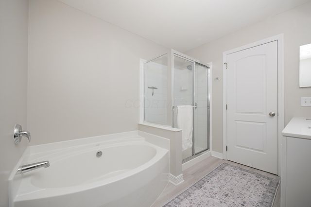 3863 Powder Ridge Road, Grove City, OH 43123