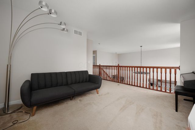 3863 Powder Ridge Road, Grove City, OH 43123