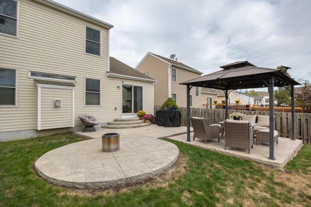 3863 Powder Ridge Road, Grove City, OH 43123