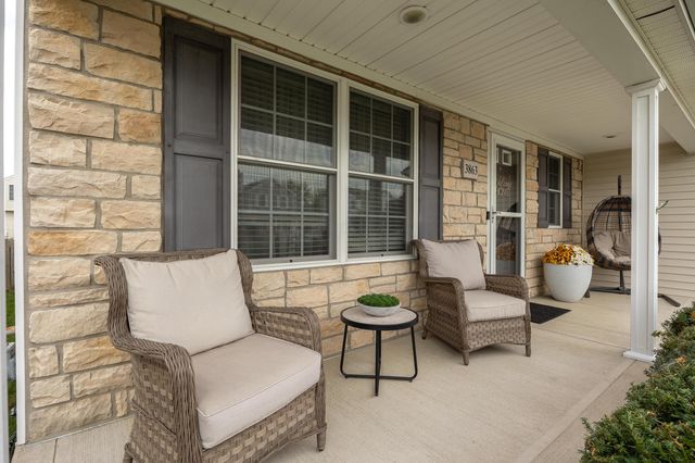 3863 Powder Ridge Road, Grove City, OH 43123