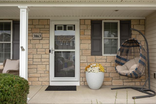 3863 Powder Ridge Road, Grove City, OH 43123