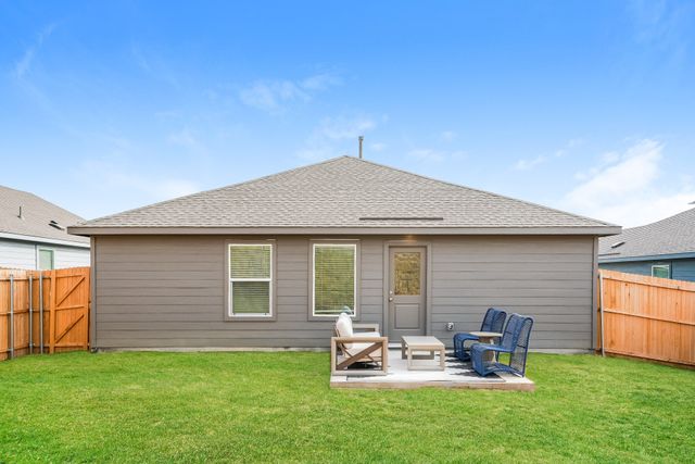 2732 Center Creek Lane, Fort Worth, TX 76108