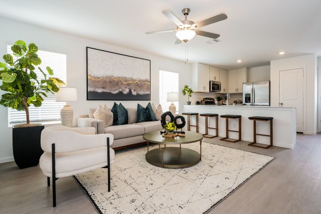 2732 Center Creek Lane, Fort Worth, TX 76108