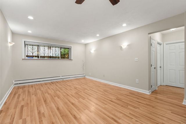 18 Pond St 1, Boston, MA 02130