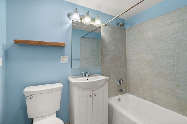18 Pond St 1, Boston, MA 02130