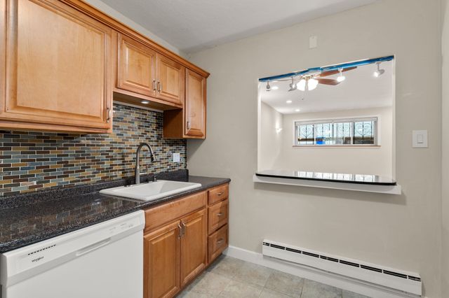 18 Pond St 1, Boston, MA 02130