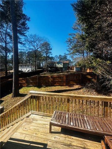 2704 Sanibel Lane SE, Smyrna, GA 30082