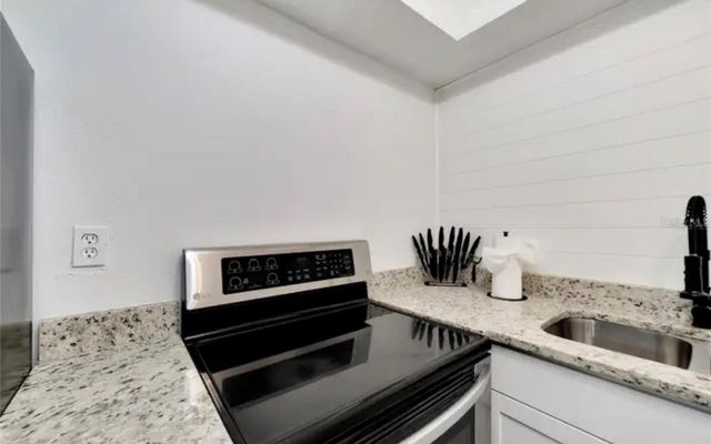 4511 - 4513 W MCELROY AVENUE, Tampa, FL 33611