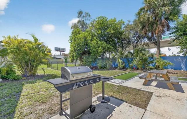 4511 - 4513 W MCELROY AVENUE, Tampa, FL 33611