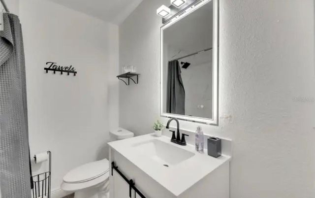 4511 - 4513 W MCELROY AVENUE, Tampa, FL 33611