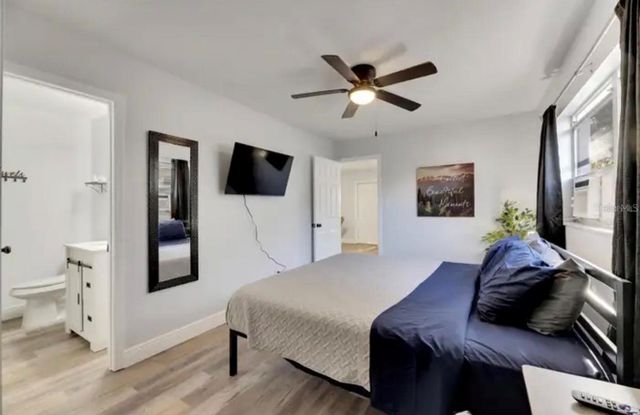 4511 - 4513 W MCELROY AVENUE, Tampa, FL 33611