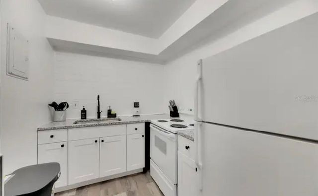 4511 - 4513 W MCELROY AVENUE, Tampa, FL 33611