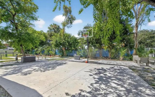 4511 - 4513 W MCELROY AVENUE, Tampa, FL 33611