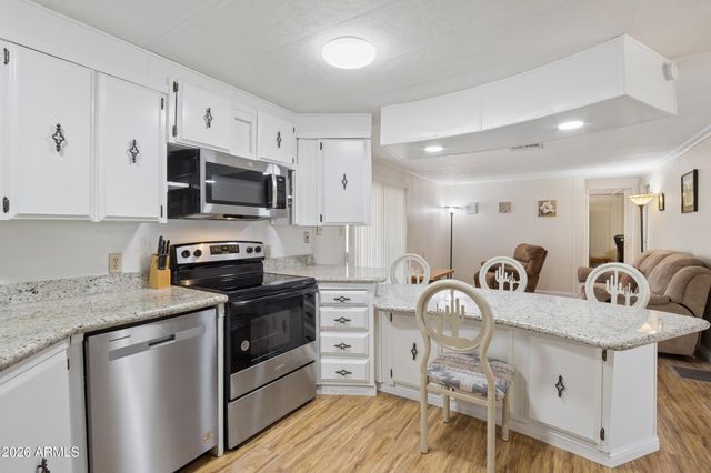 9501 E BROADWAY Road 144, Mesa, AZ 85208