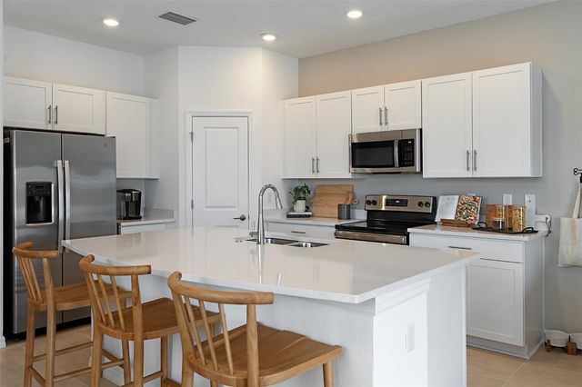 5821 BISCOTTI STREET, Nokomis, FL 34275