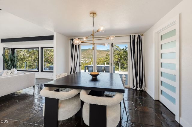 1021 NW Starlite Place, Grants Pass, OR 97526