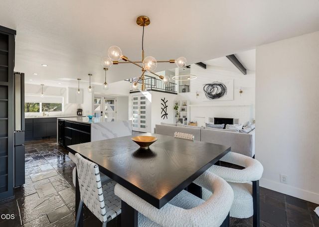 1021 NW Starlite Place, Grants Pass, OR 97526
