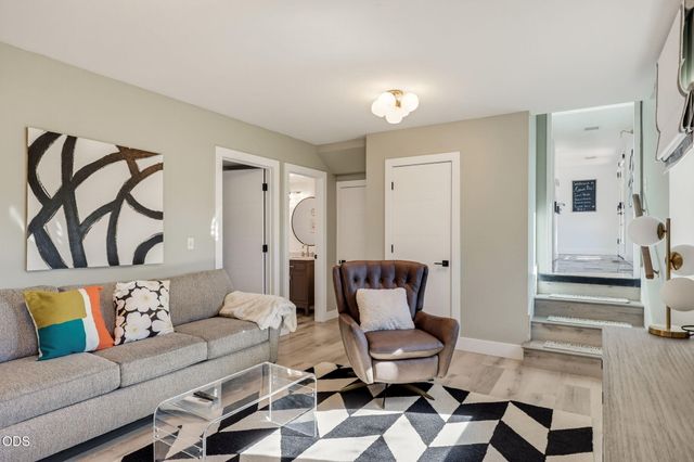1021 NW Starlite Place, Grants Pass, OR 97526