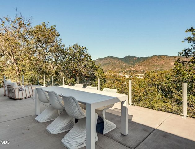 1021 NW Starlite Place, Grants Pass, OR 97526