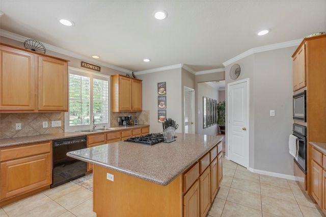 1120 Silveridge, Conroe, TX 77304