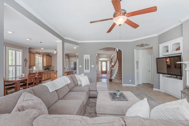 1120 Silveridge, Conroe, TX 77304