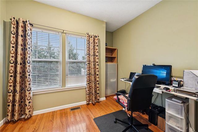 504 Azalea Ln., Bridgeville, PA 15017