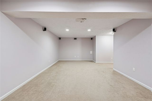 504 Azalea Ln., Bridgeville, PA 15017