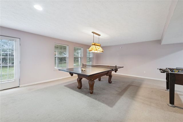 504 Azalea Ln., Bridgeville, PA 15017