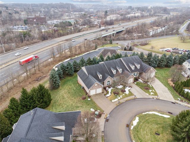 504 Azalea Ln., Bridgeville, PA 15017