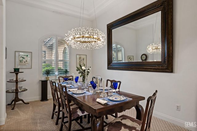 2502 Edingal Drive, Bakersfield, CA 93311