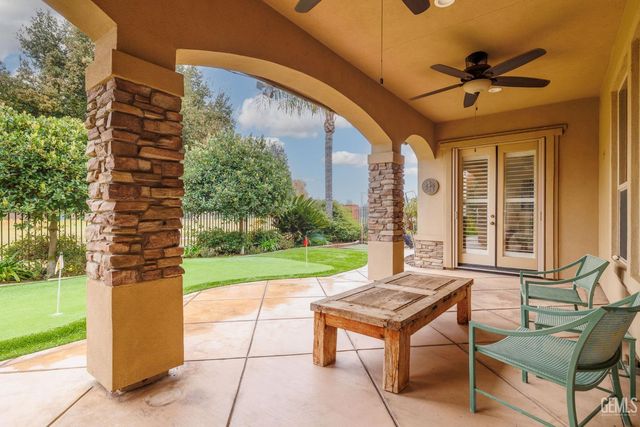 2502 Edingal Drive, Bakersfield, CA 93311