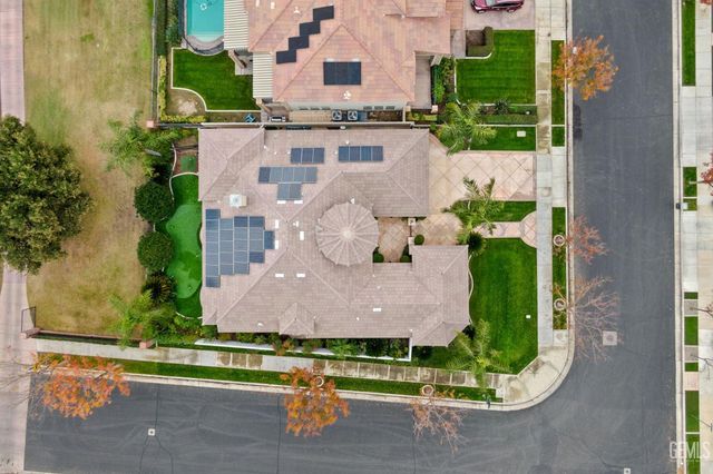 2502 Edingal Drive, Bakersfield, CA 93311